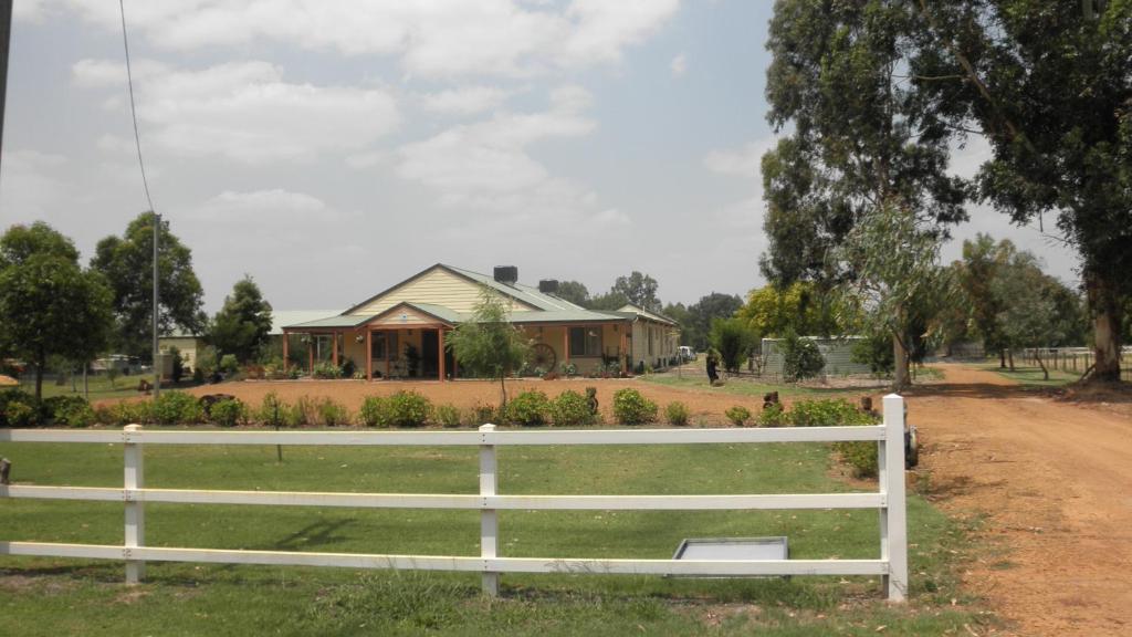 Enderslie House Bed&Breakfast Muchea Exterior foto